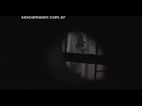 ❤️ Blondie se fait secrètement filmer par un voyeur du quartier caché derrière des briques creuses. ❤ Porno beau at fr.pornado-co.ru ️❤